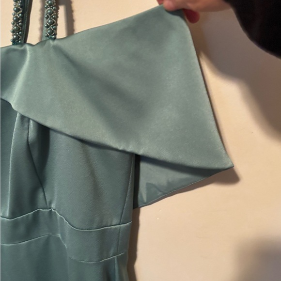 WINTER SALE Aidan Mattox Gown - Picture 5 of 5